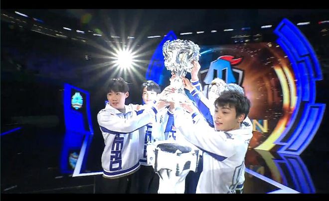 广州队年轻 广州队年轻