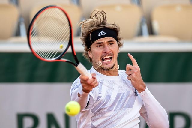 引两侧协防 引两侧协防